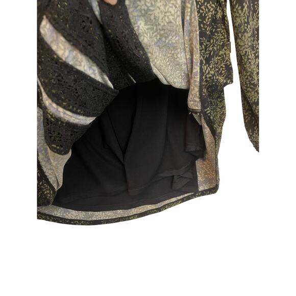 WHBM Woman’s pullover shirt Med Sage Green black leaf print sheer lined - Picture 4 of 7